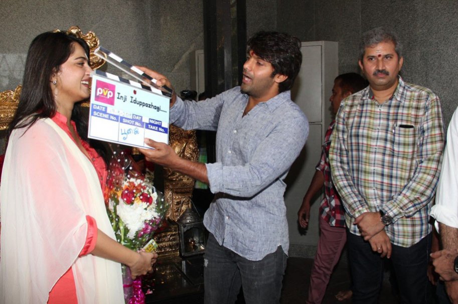 Anushka-New-Film-Opening-Photos